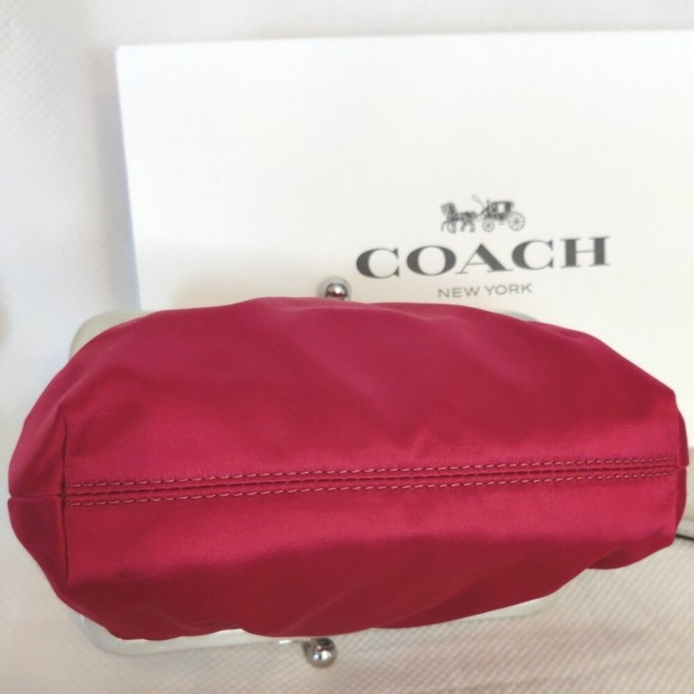 Coach Satin Metallic Silver Leather Frame Kisslock Clutch Wristlet - Magenta EUC - Picture 3 of 9